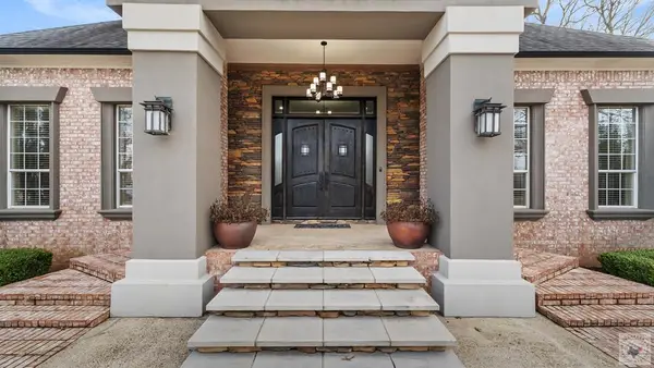 3910 Water Oak Dr, Texarkana, AR 71854