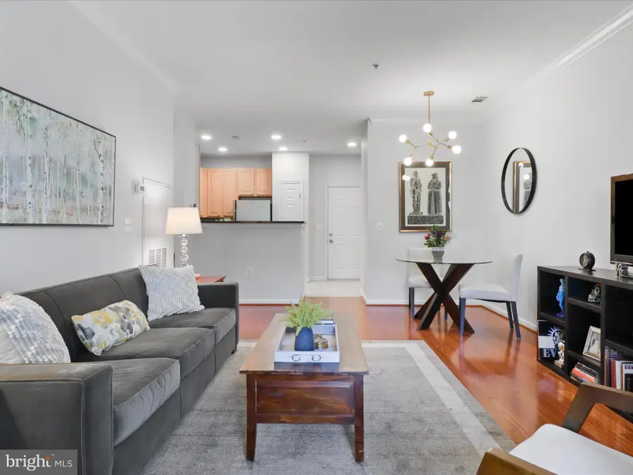 2465 Army Navy Drive #Unit 1-203, Arlington, VA 22206 - #3