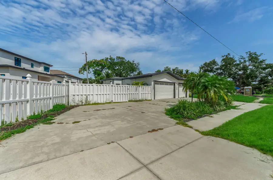 850 Rafael Boulevard Ne, Saint Petersburg, FL 33704 - #3