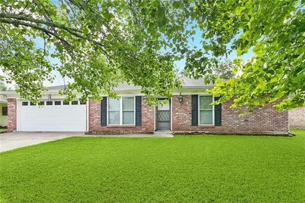 106 MATTHEWS Drive, Slidell, LA 70458