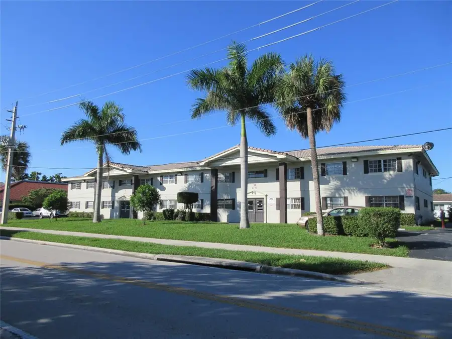 4240 Woodside Drive #2, Coral Springs, FL 33065 - #2