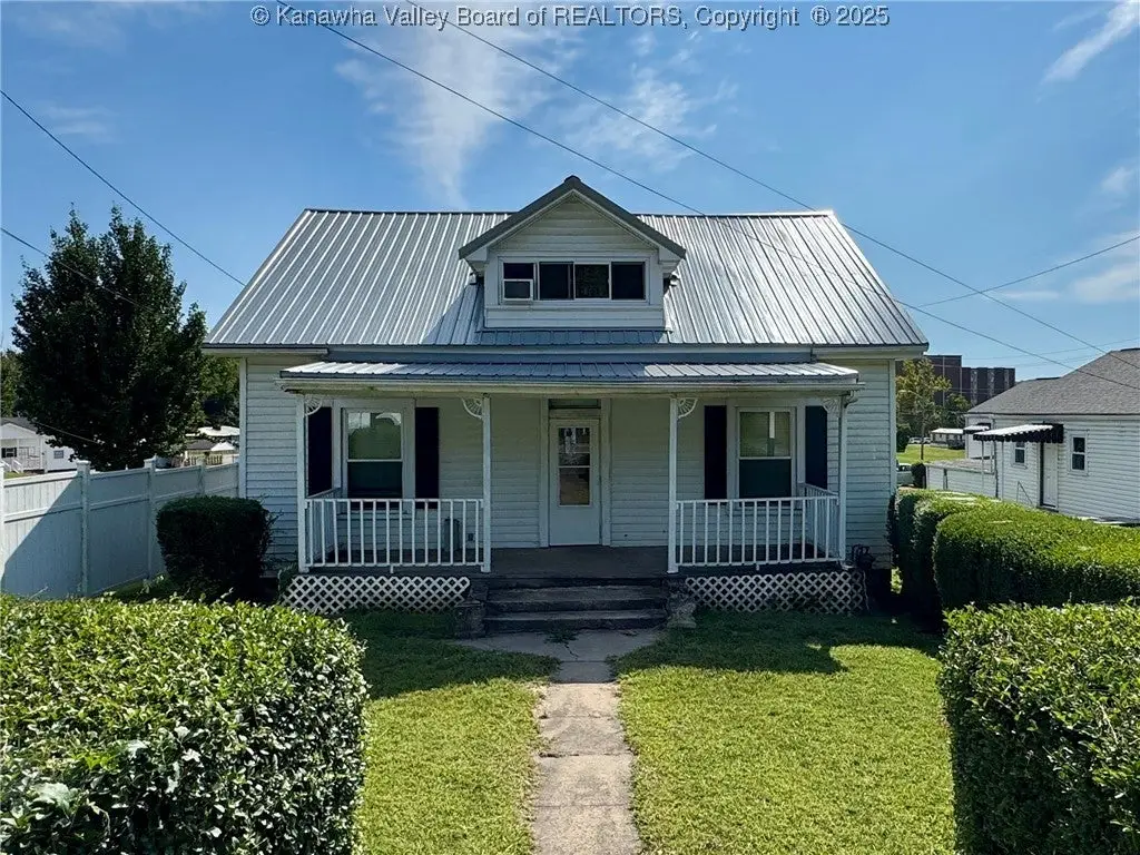 4023 Fairlawn Avenue, Dunbar, WV 25064 - Image #1