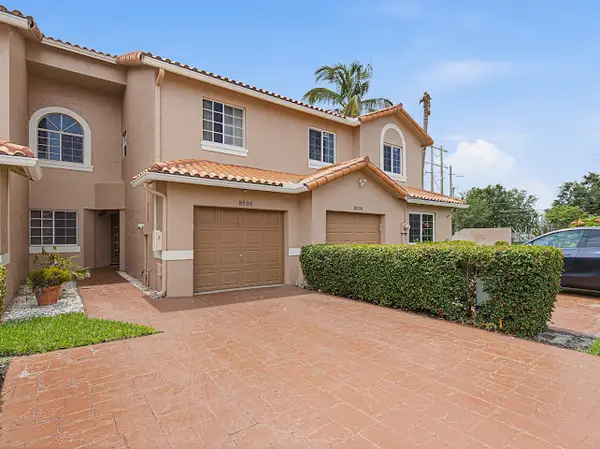 8596 Jade Drive, Tamarac, FL 33321