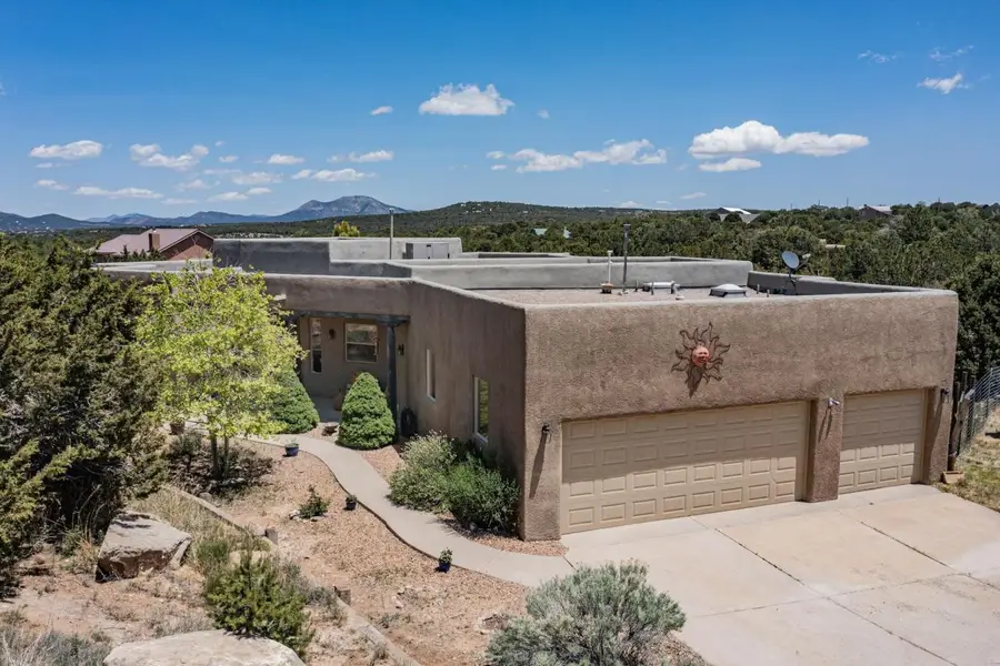 29 Holiday Loop, Tijeras, NM 87059 - #3