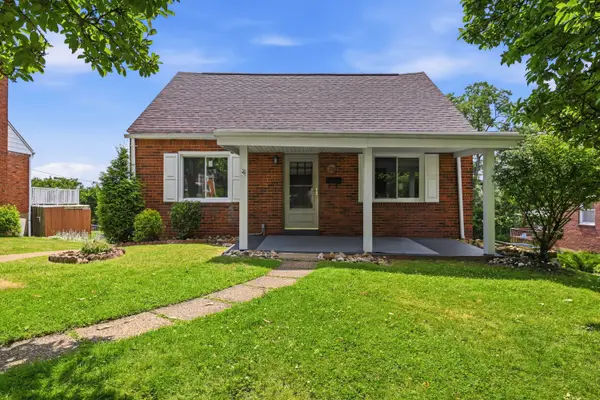 73 Clifford Dr, Pittsburgh, PA 15220