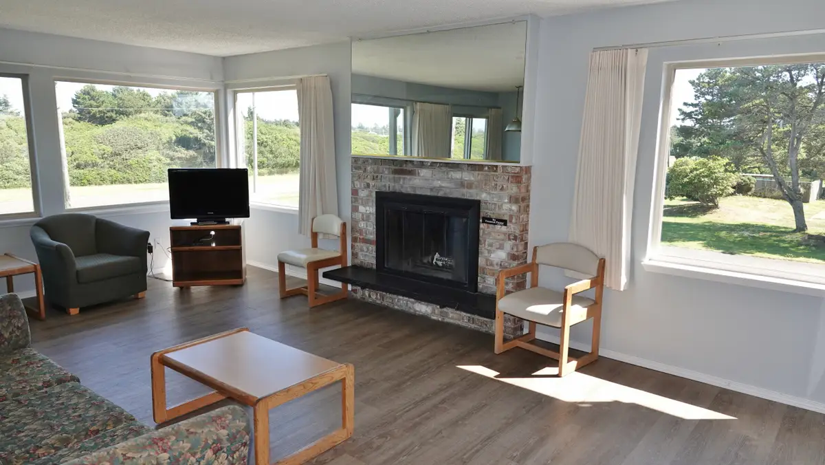 615 Ocean Shores Boulevard Nw #201, Ocean Shores, WA 98569 - #1