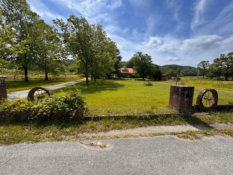 1245 Paint Rock Valley Rd, Philadelphia, TN 37846 - #2