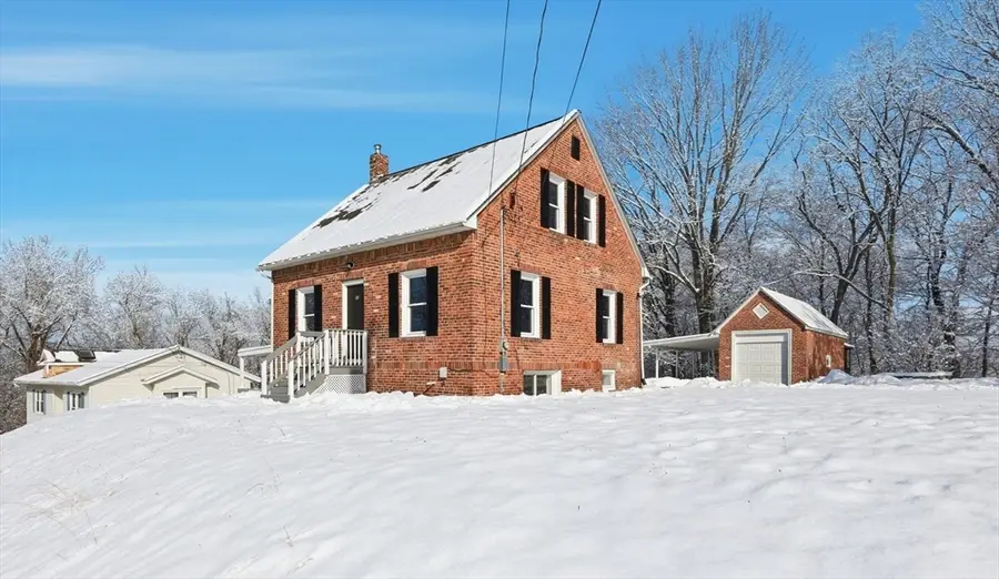 88 Newell St, Chicopee, MA 01013 - #2