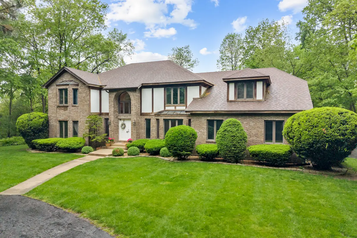 8N258 Brierwood Lane, Elgin, IL 60124 - #1