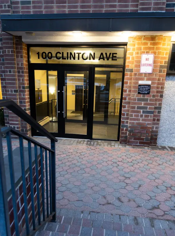 100 Clinton Avenue #2E, Mineola, NY 11504