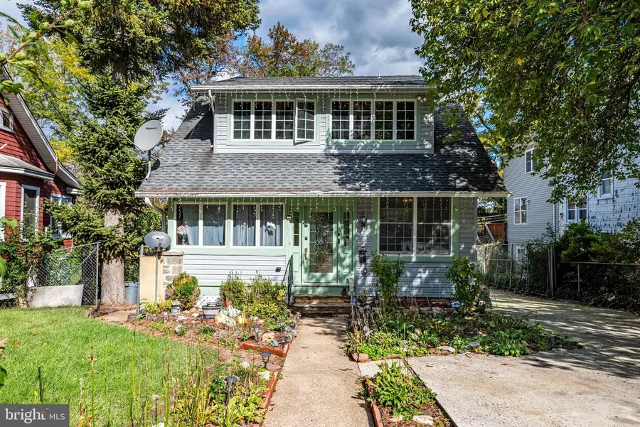 2404 Poplar Dr, Baltimore, MD 21207 - Image #2