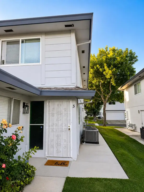 8947 El Mirador Drive #3, Elk Grove, CA 95624