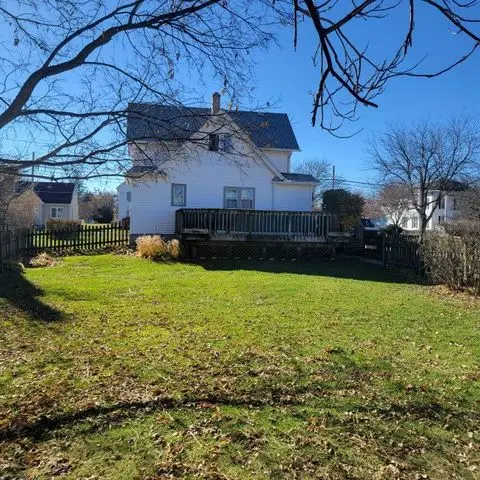 211 E Main St, Genoa, IL 60135 - #2