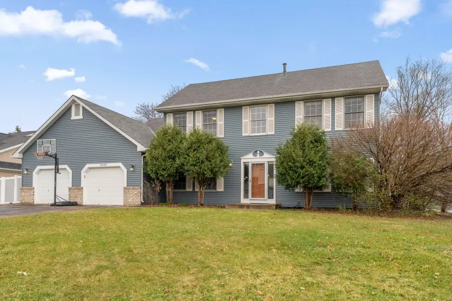 10129 Horseshoe Trail, Eden Prairie, MN 55347 - #3