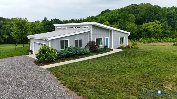 567 Monroe Church Road, Rice, VA 23966