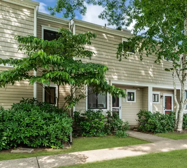 21 Carol Court, Tinton Falls, NJ 07724