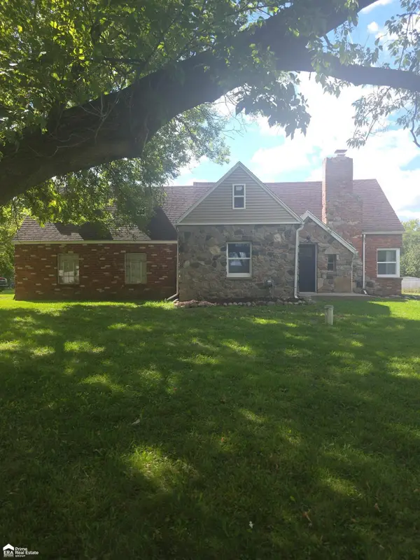 1491 Iva, Burton, MI 48509