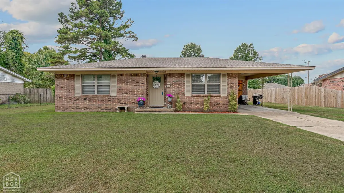 132 S Crest Avenue S, Trumann, AR 72472 - Image #1