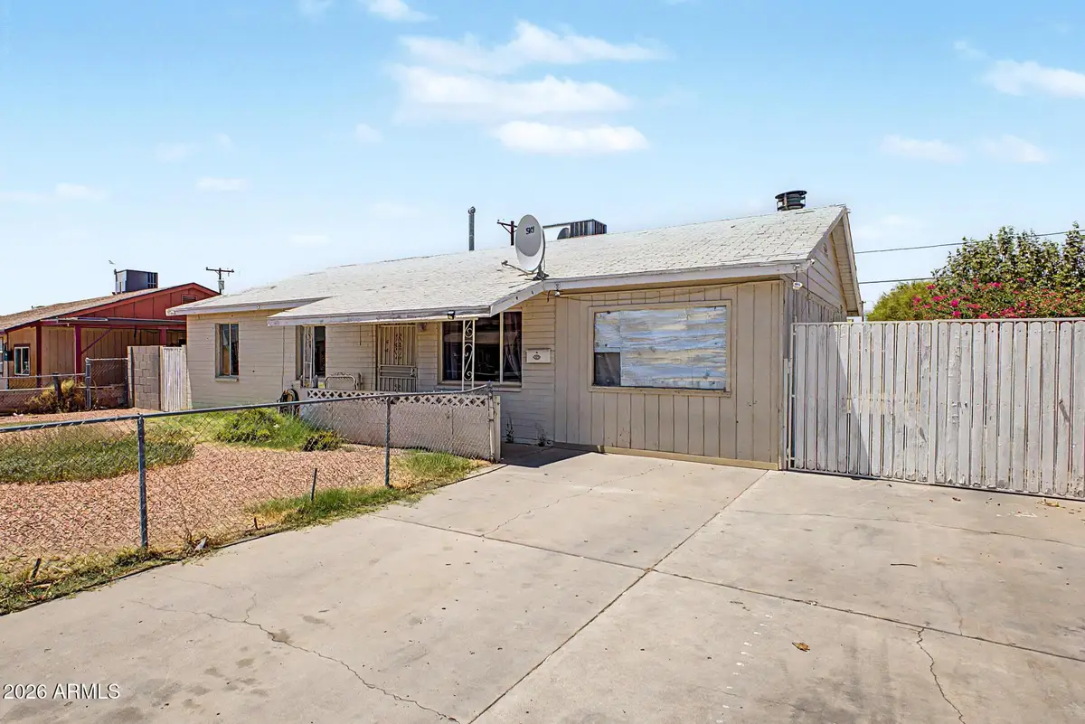 5828 N 63RD Drive, Glendale, AZ 85301 - #1