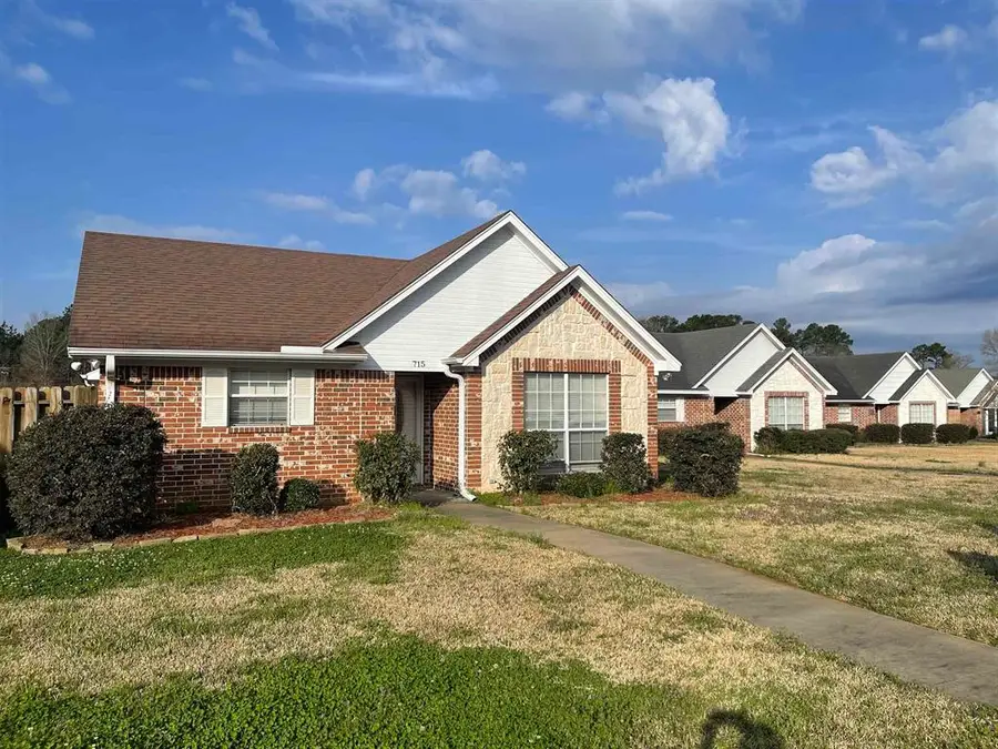 715 University, Carthage, TX 75633 - #2