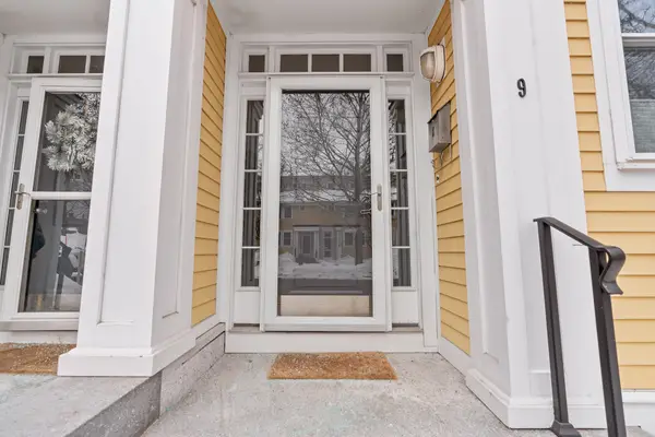 129 Merrimac #9, Newburyport, MA 01950