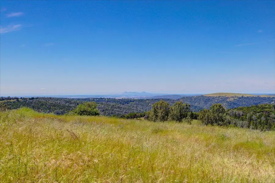 21323 Bald Ridge Drive, Penn Valley, CA 95946 - Image #2