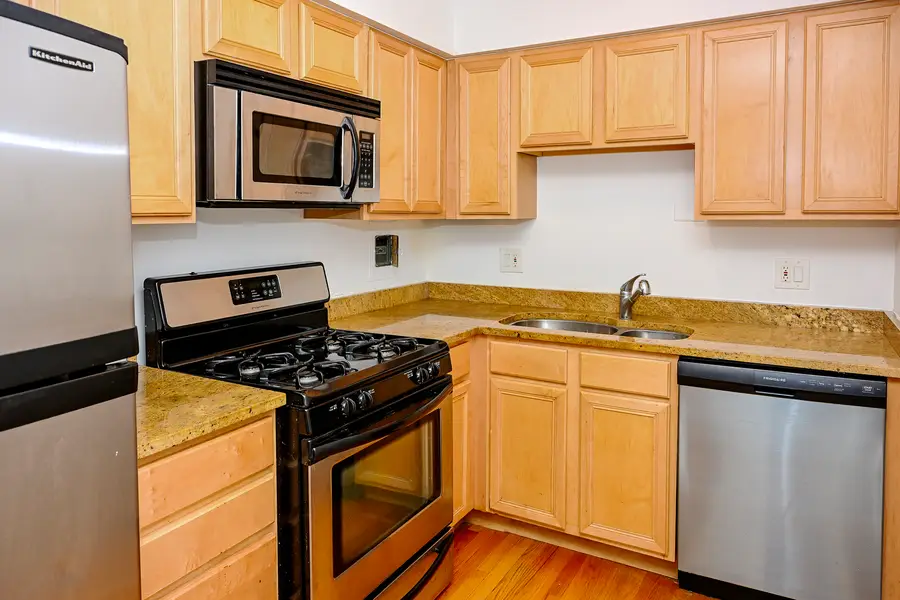 1415 W Lunt Avenue , 408, Chicago, IL 60626 - #3