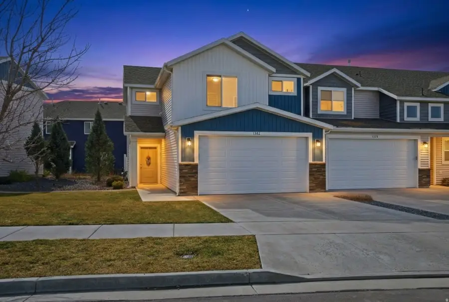 1382 E 340 S, Hyrum, UT 84319 - #2