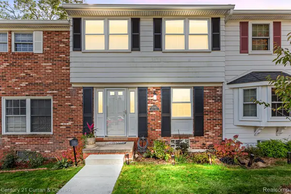 42645 Savoy Court, Northville, MI 48167