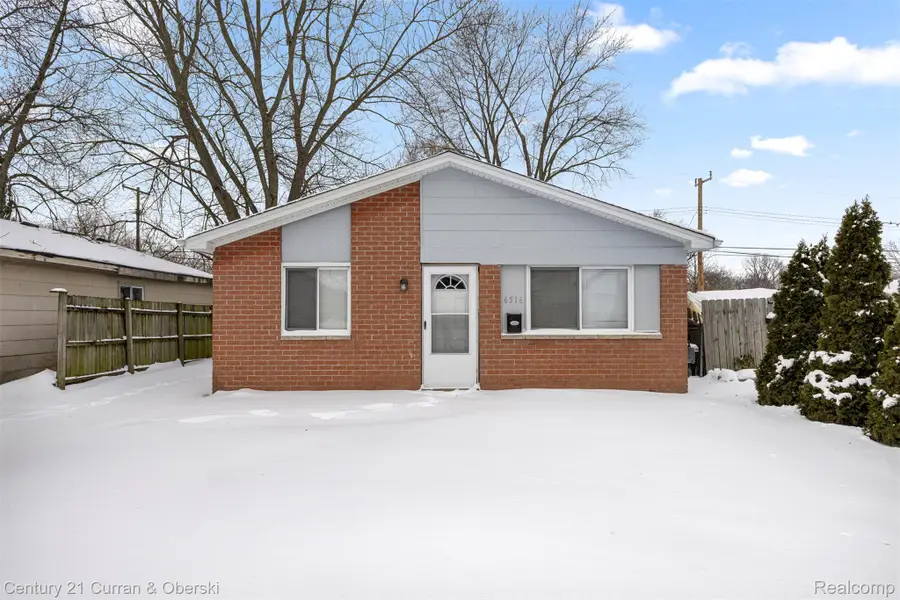 6516 Oak Street, Taylor, MI 48180 - #2