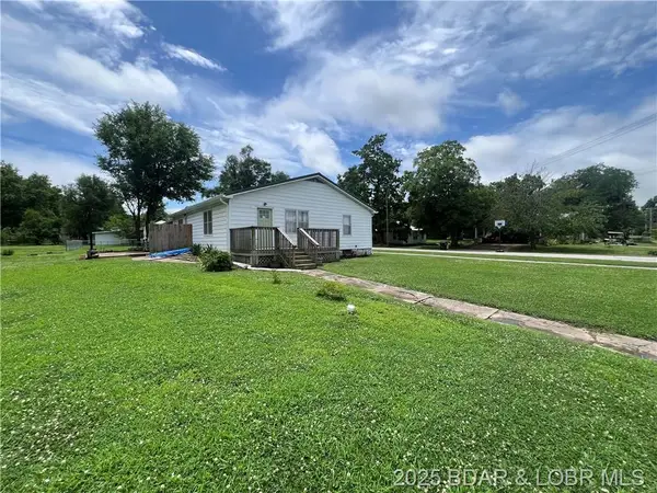 424 W Washington, Versailles, MO 65084