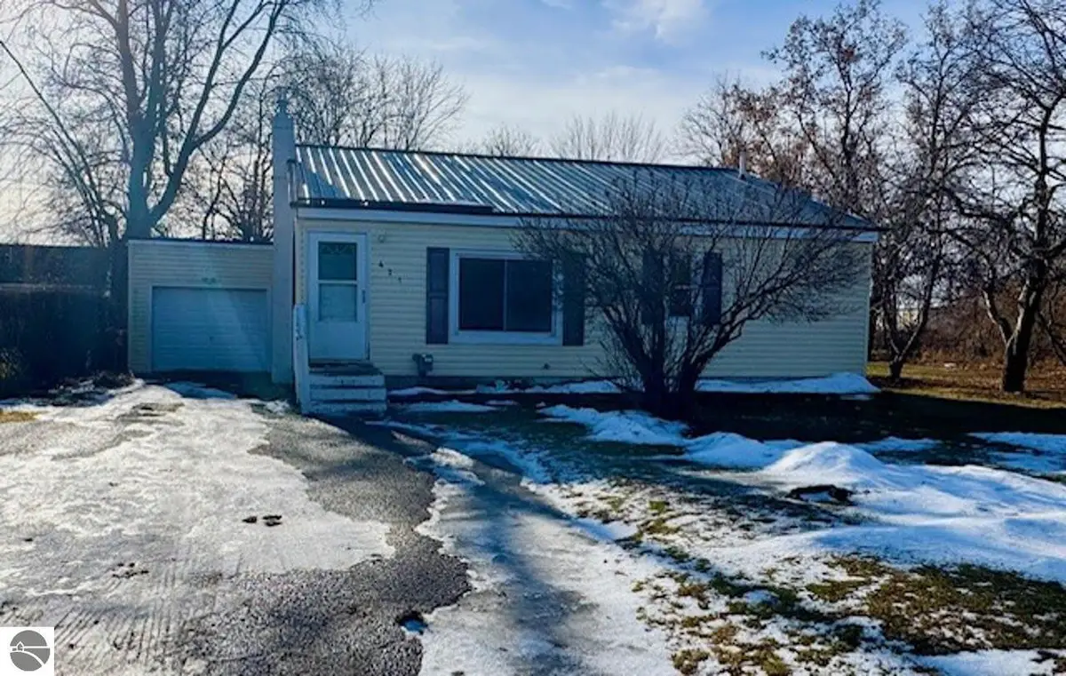 421 Brown, Saint Louis, MI 48880 - Image #1
