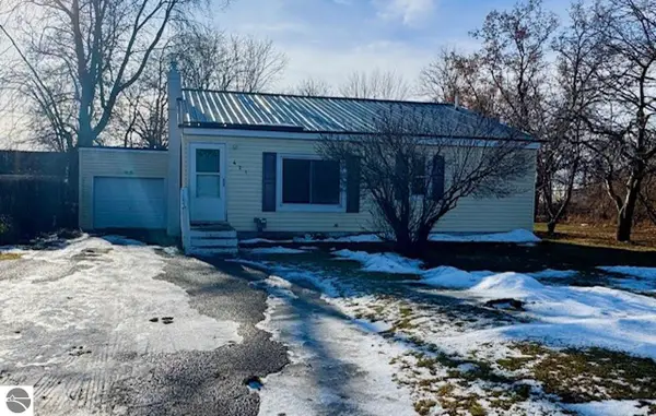 421 Brown, StLouis, MI 48880