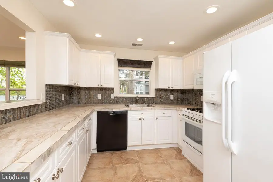 20575 Snowshoe Square , 202, Ashburn, VA 20147 - #2