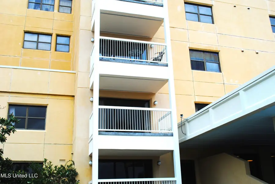 1130 Beach Boulevard #207, Biloxi, MS 39530 - Image #2