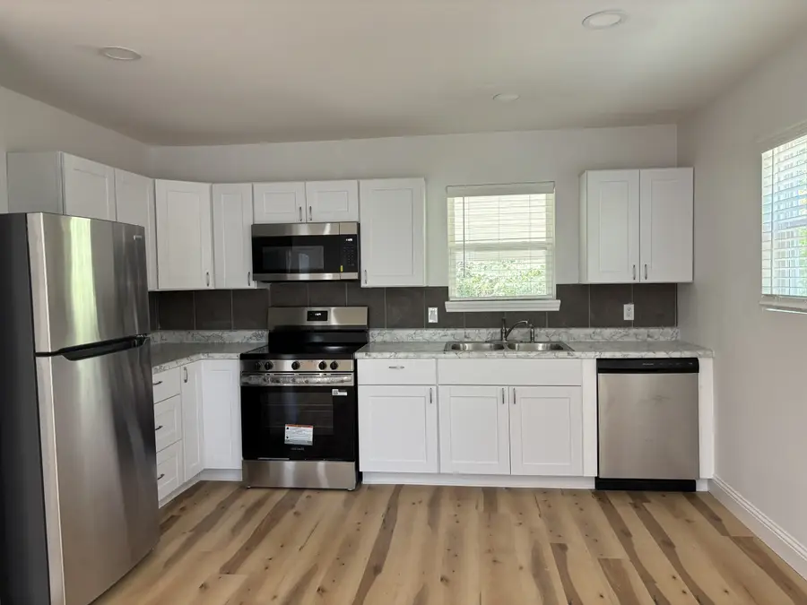 205 N Main Street, Edgewood, TX 75117 - #2