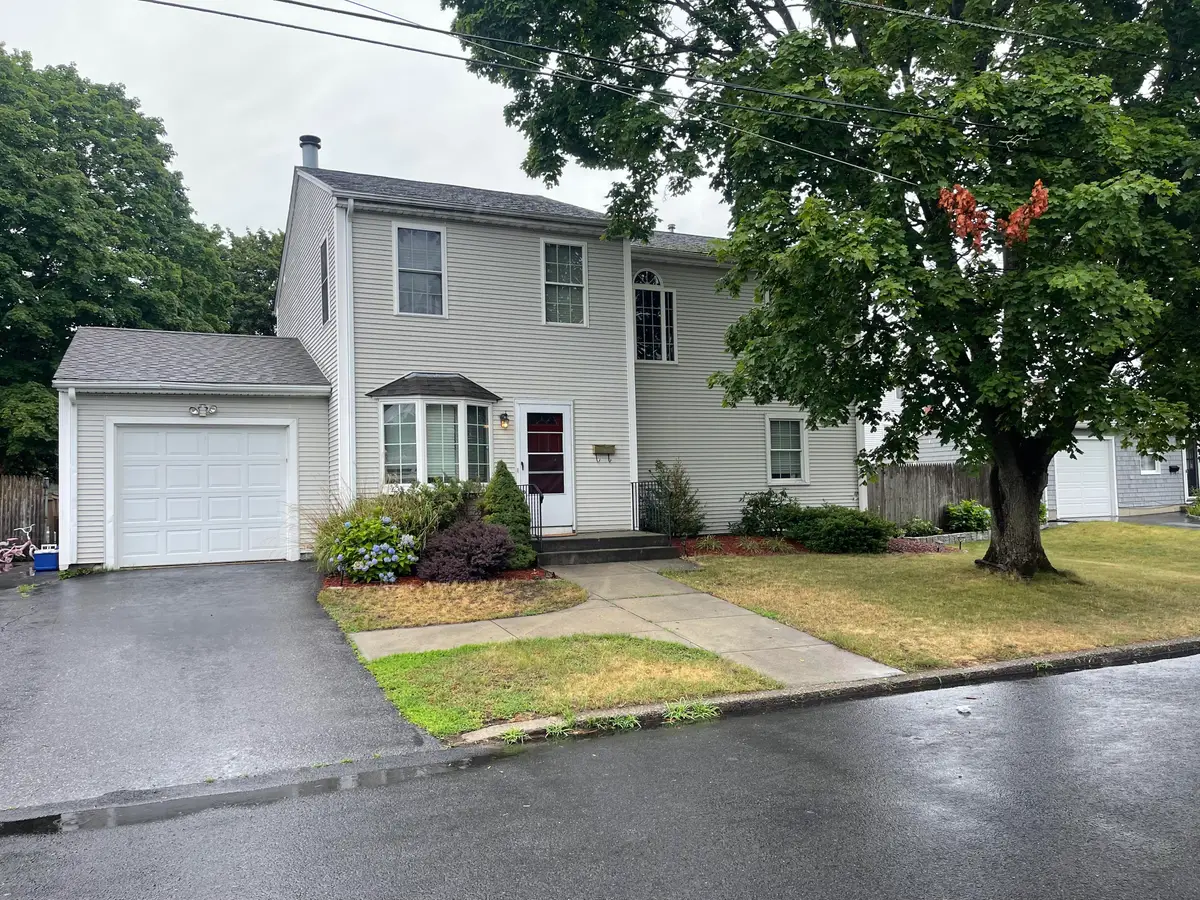 210 Pinecrest Drive, Pawtucket, RI 02861 - #1