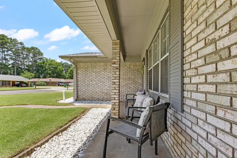 2604 Pemberton Ave., Tupelo, MS 38801 - #3