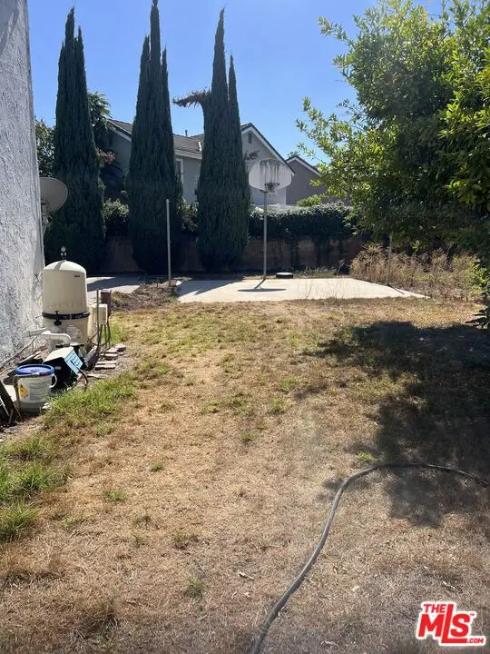 5921 Chimineas Avenue, Tarzana, CA 91356 - #3