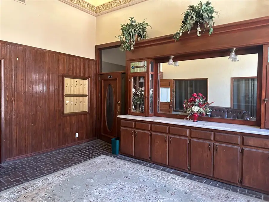 108 S Division, Office Suite #211 Street, Guthrie, OK 73044 - #3