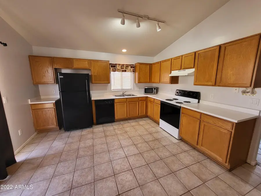 11202 W Turney Avenue, Phoenix, AZ 85037 - #2