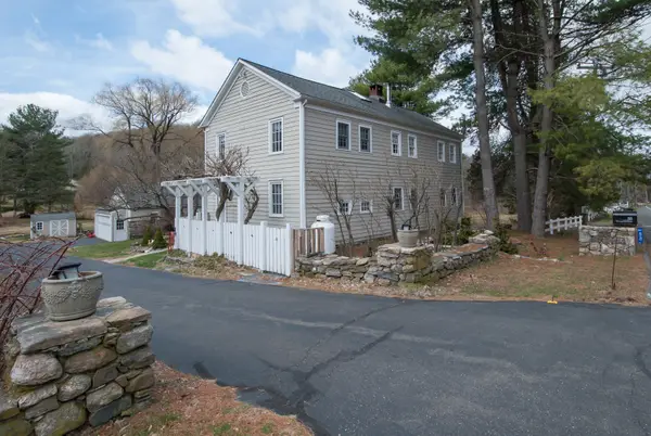 88 Putnam Park Road, Bethel, CT 06801