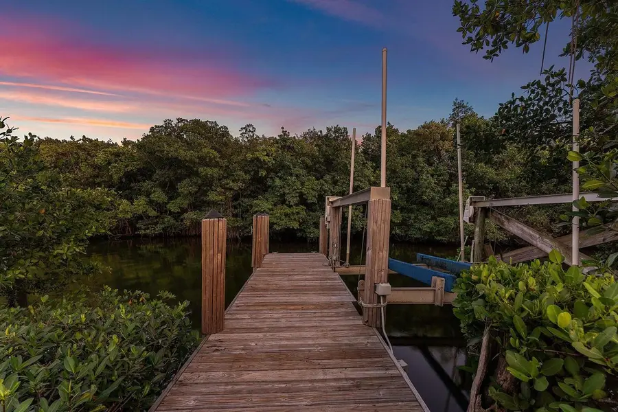 359 E Ocean Avenue, Lantana, FL 33462 - Image #2