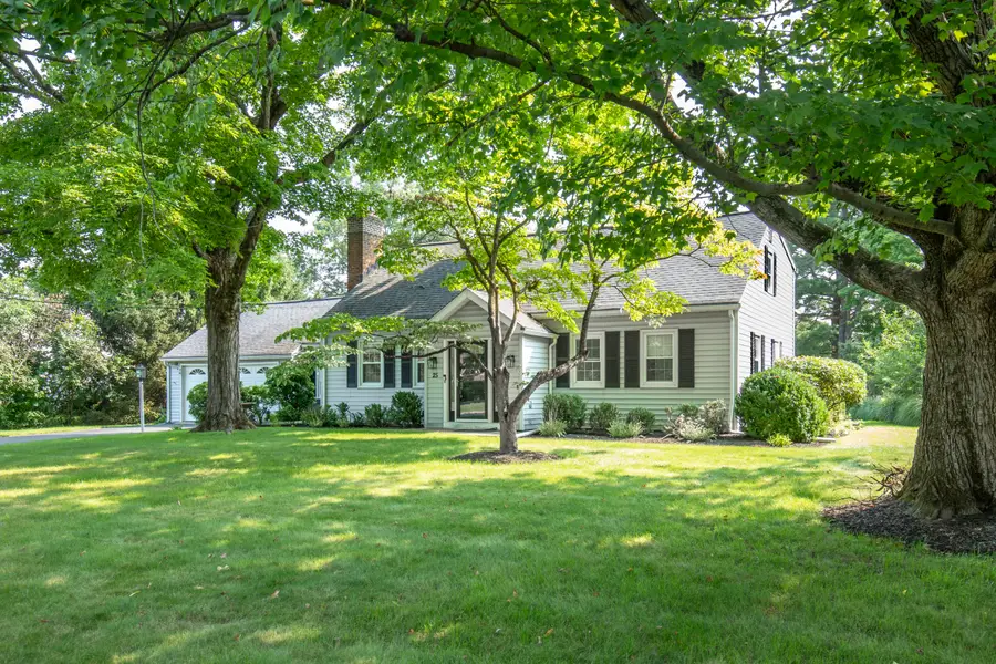25 Fairview Dr E, Bernards, NJ 07920 - #2