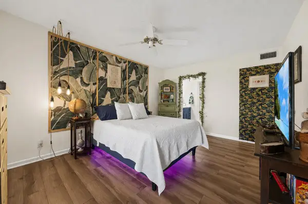 860 SE 6th Avenue #409, Deerfield Beach, FL 33441
