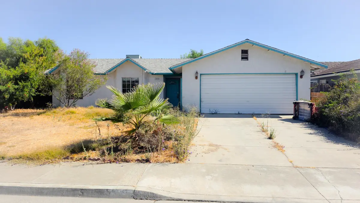 1347 Levich Street, Hanford, CA 93230 - Image #1