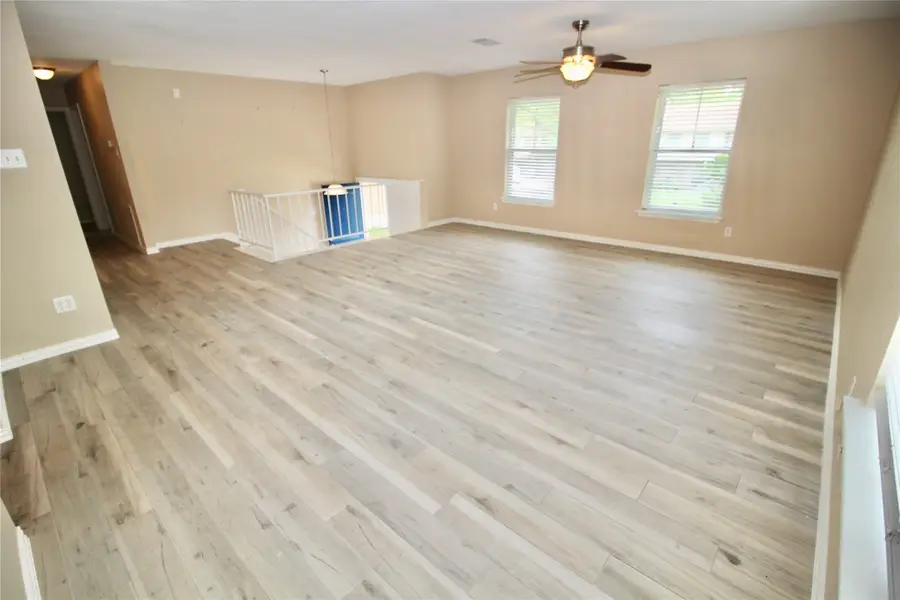 612 E Castle Harbour Drive, Friendswood, TX 77546 - #3