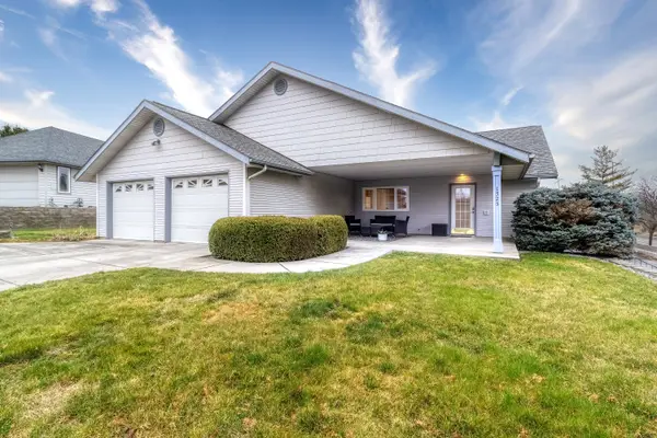 1525 SE Valley View Terrace, College Place, WA 99324