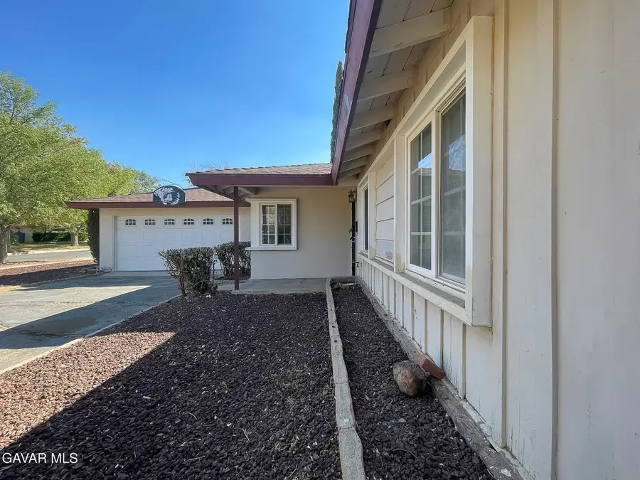 45035 W 18th Street, Lancaster, CA 93534 - Image #3
