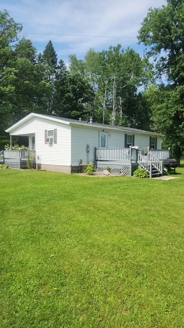 21982 Grouse Lane, Grand Rapids, MN 55744